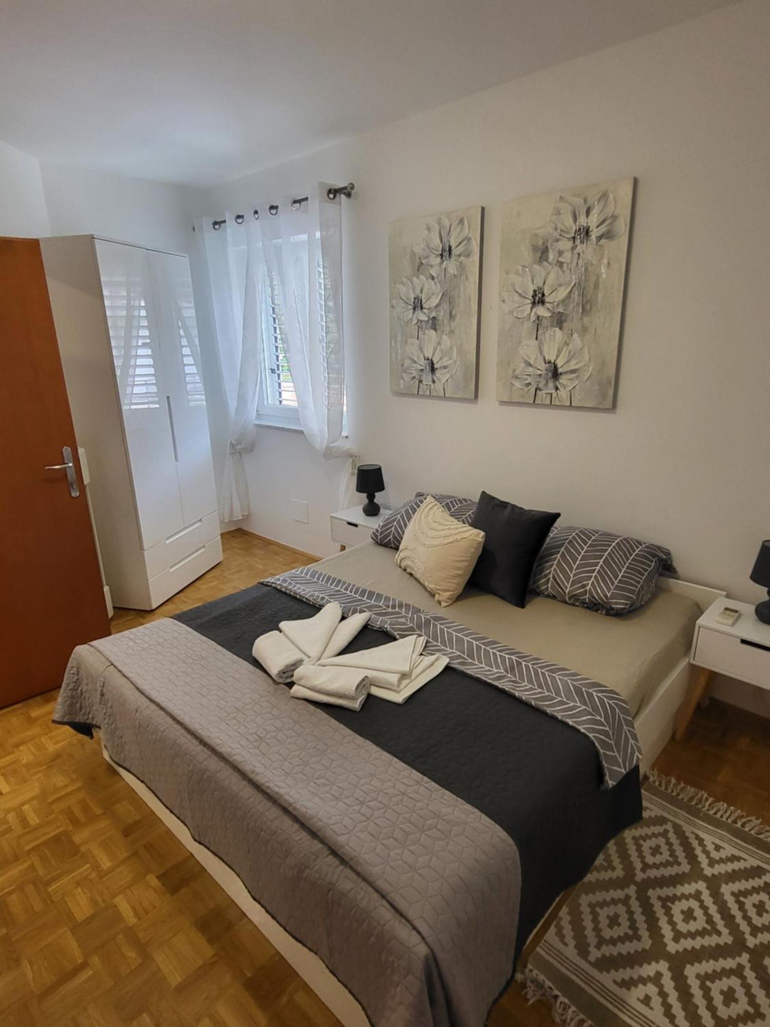 Apartmani Andiks Dramalj Exterior foto