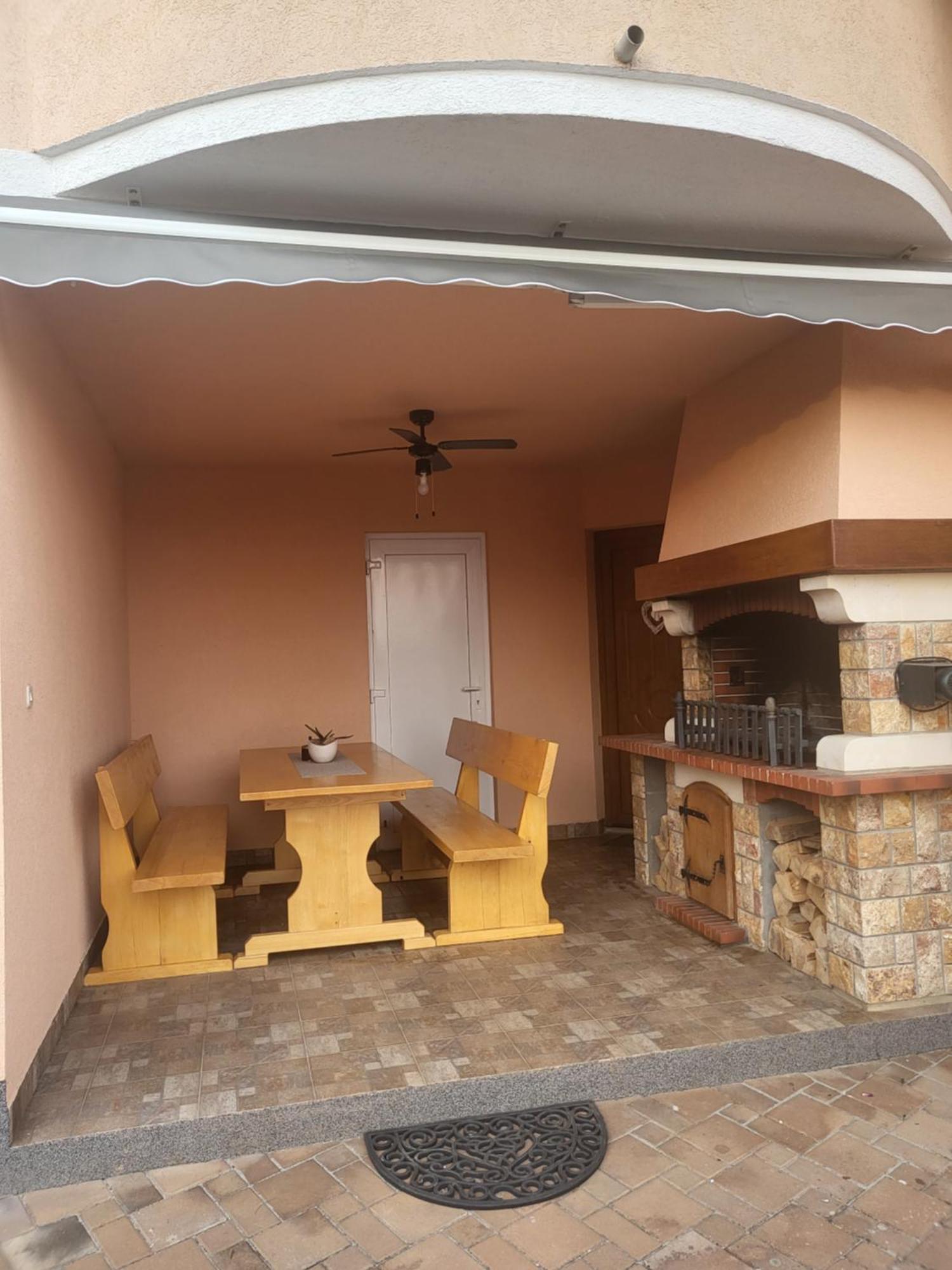 Apartmani Andiks Dramalj Exterior foto