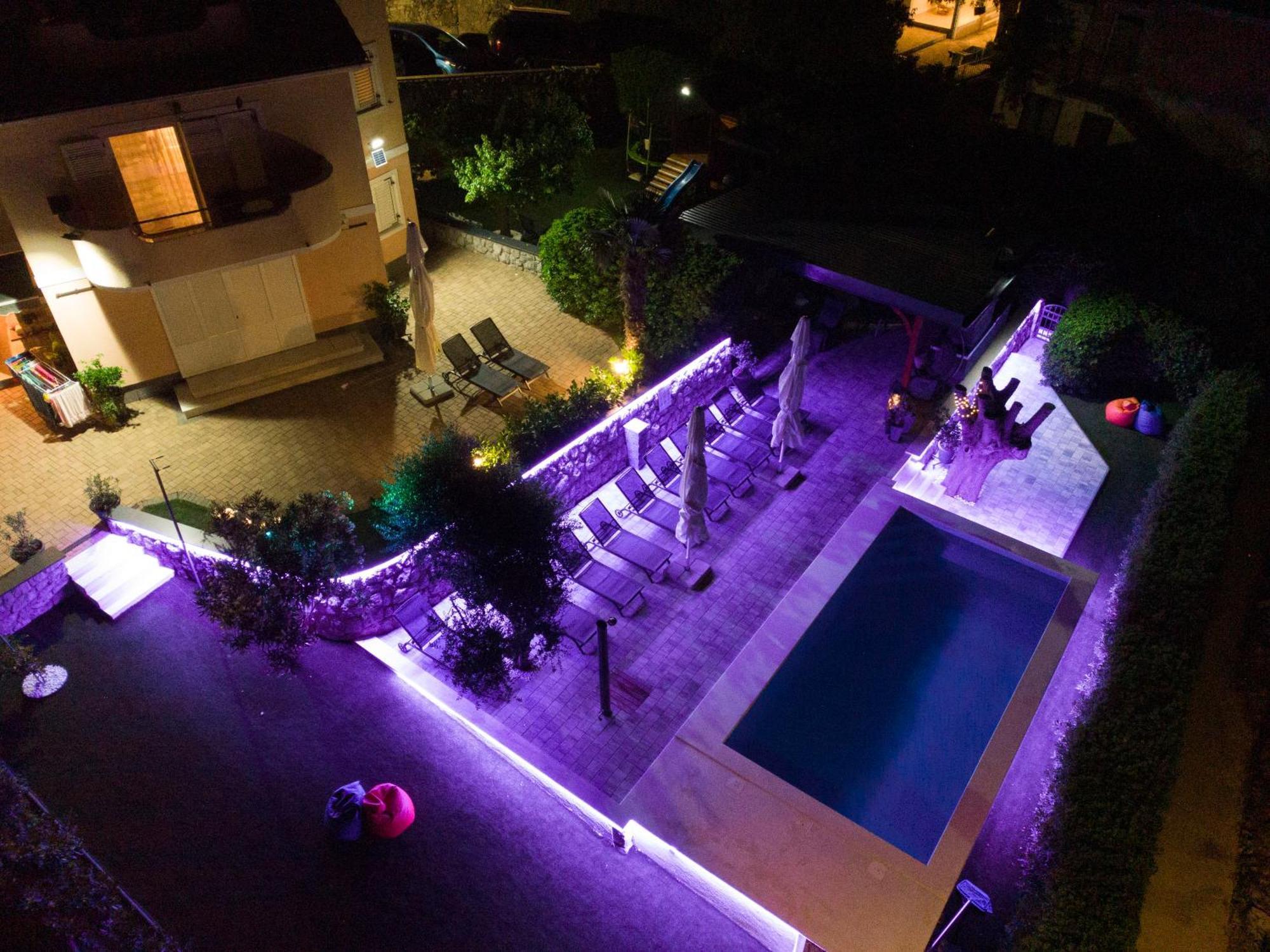Apartmani Andiks Dramalj Exterior foto